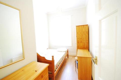 3 bedroom apartment to rent - Claremont Road, Spital Tongues