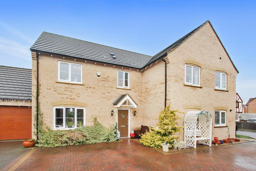 Dane Lane, Wilstead, Bedford, MK45 5 bed detached house for sale £630,000