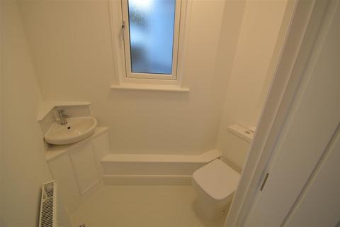 2 bedroom house for sale, The Broadway, Crowborough