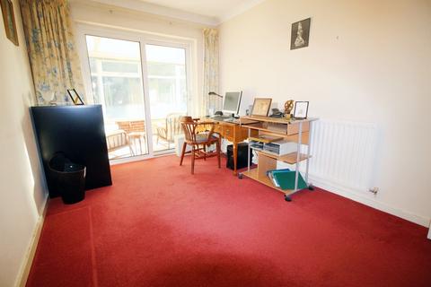 60 Bell Road, Walsall, WS5 3JW