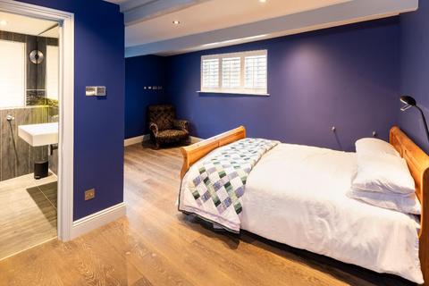 2 bedroom cottage for sale - Drakes Cottage, Coombe Street, Lyme Regis