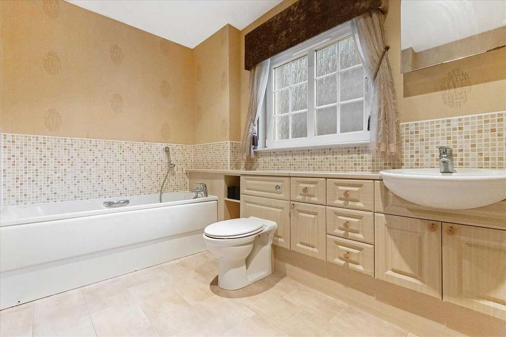 En-Suite (1)