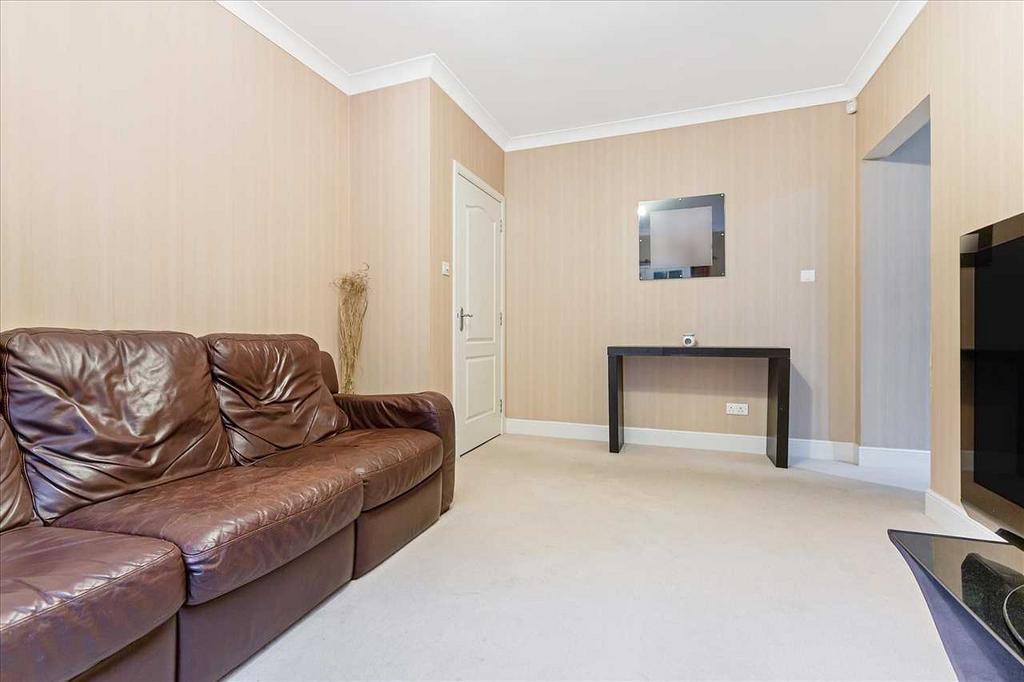 Family / TV Area (2)