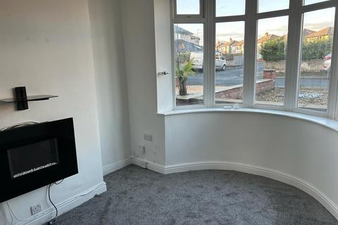 3 bedroom semi-detached house to rent, Clare Road, Lancaster, LA1