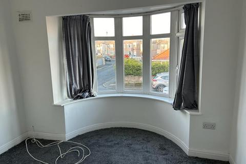 3 bedroom semi-detached house to rent, Clare Road, Lancaster, LA1