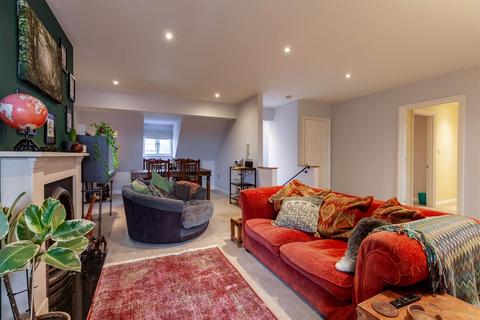 3 bedroom apartment for sale, London Place | London Road | Cirencester