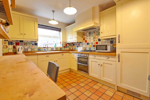 6 bedroom semi-detached house to rent, Lutyens Close, Stapleton