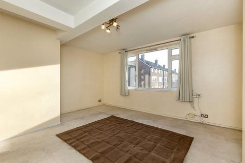 2 bedroom maisonette for sale, Sandstone Road, LONDON, SE12