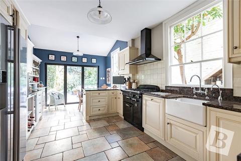 4 bedroom terraced house for sale, High Street, Brentwood, Essex, CM14