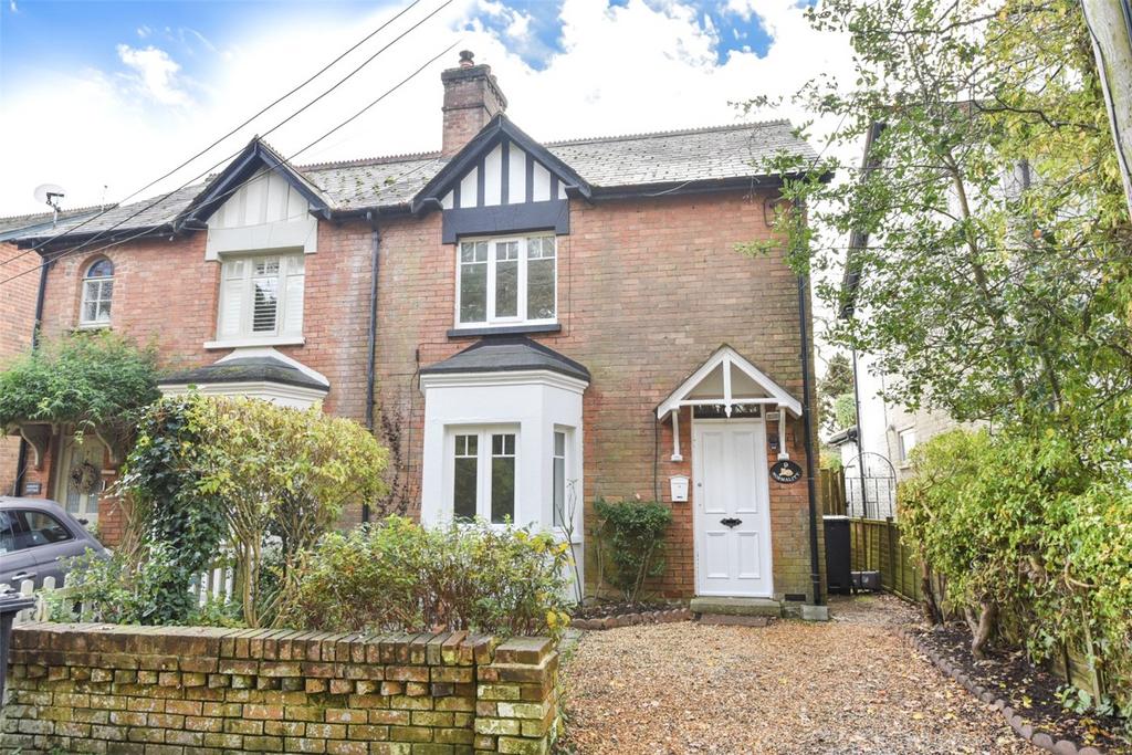Greenhill Close, Colehill, Wimborne, Dorset, BH21 3 bed semidetached