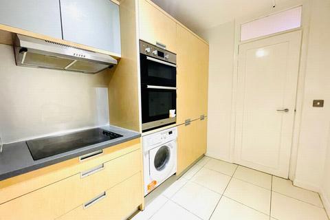 2 bedroom flat to rent, Westmeath House, Brook Road, Dollis Hill, NW2