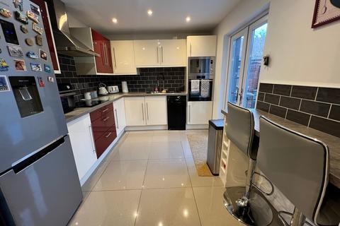 3 bedroom end of terrace house for sale, Dumfries Street Treorchy - Treorchy