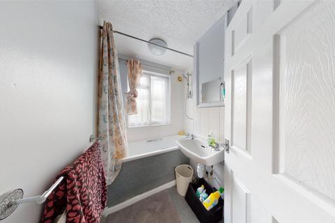 2 bedroom flat for sale, Park Road, Ramsgate, CT11