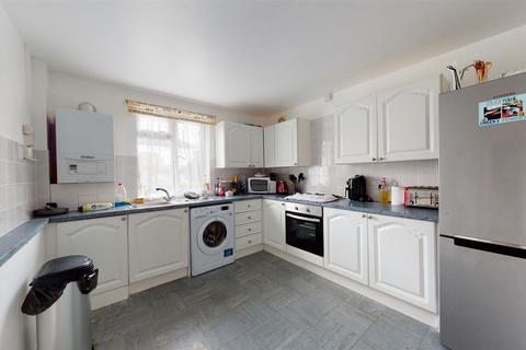 2 bedroom flat for sale, Park Road, Ramsgate, CT11