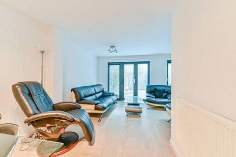 3 bedroom terraced house for sale - Eleonor Road, Oval, London, SW9