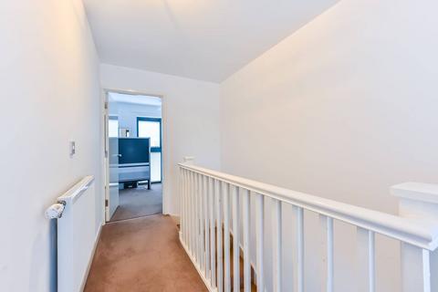 3 bedroom terraced house for sale, Eleonor Road, Oval, London, SW9