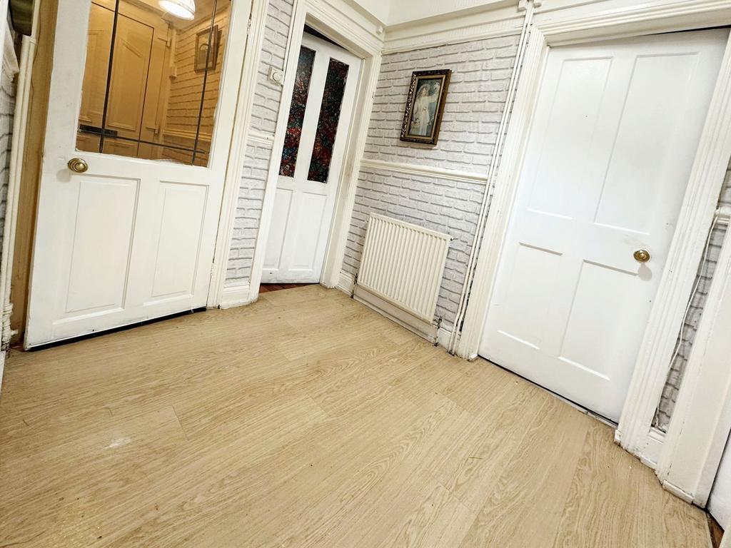 Hollywood Avenue, Walkerville... 2 bed bungalow £150,000