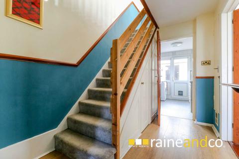 22 Greville Close, Welham Green, Hatfield, AL9 7ED
