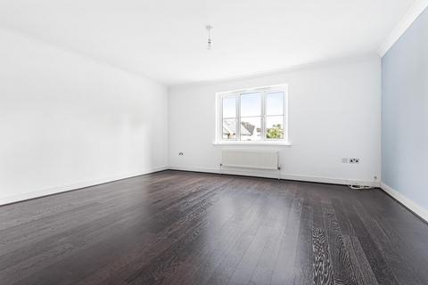 9 Isabella Place, Kingston Upon Thames, KT2 5PB