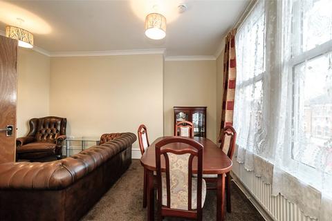 1 bedroom apartment to rent, Battersea Rise, London, SW11