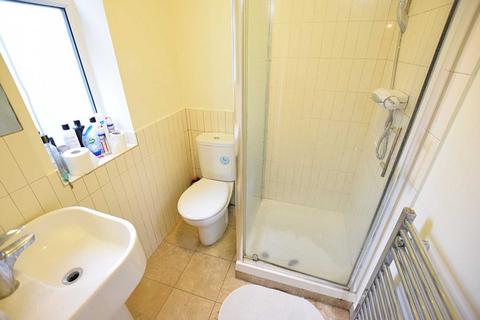 1 bedroom end of terrace house to rent, Cumberland Road, Reading RG1