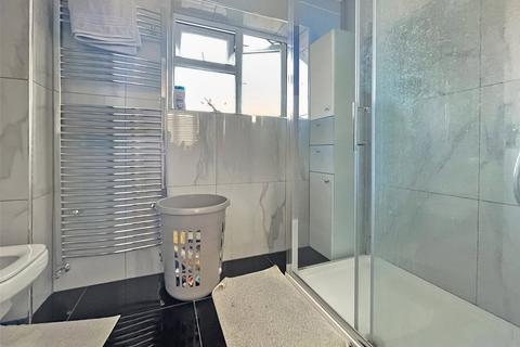 27 Silver Birch Close, London, SE28 8RW