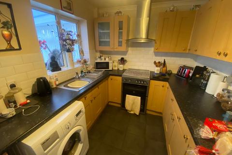 2 bedroom semi-detached house for sale, 85 Old Lane, Chadderton, Oldham, OL9 7JB