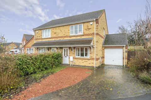 3 bedroom semi-detached house for sale, Hawthorn Chase, Lincoln, Lincolnshire, LN2