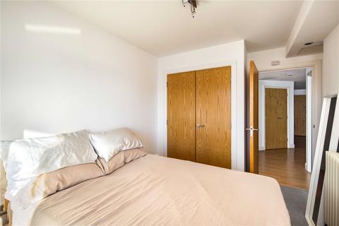 2 bedroom flat to rent, Western Beach Apartments, 36 Hanover Avenue, London, E16