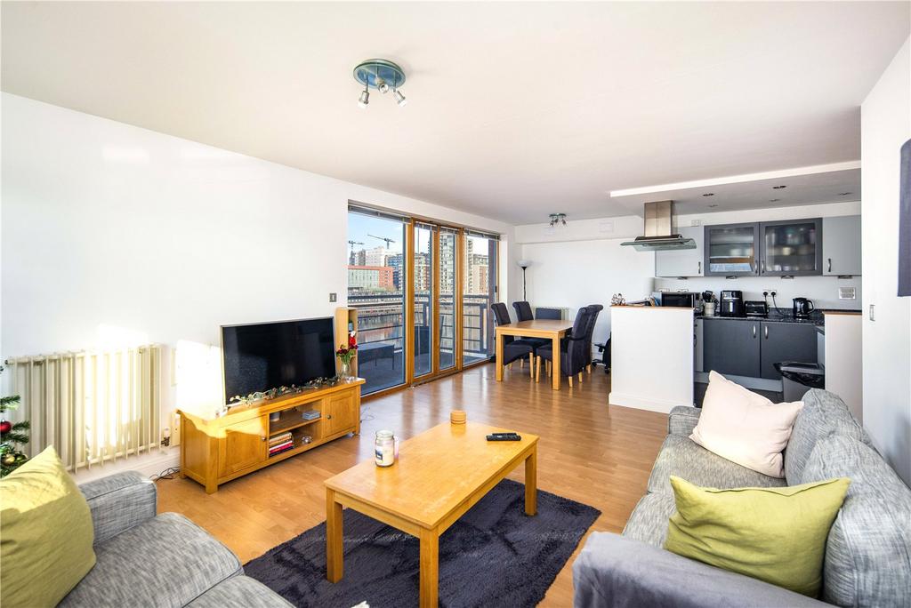 Living Room/Kitchen
