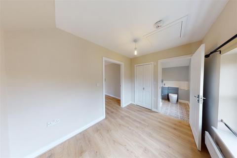 1 bedroom apartment to rent, Hawthorn Close, Woking, Surrey, GU22