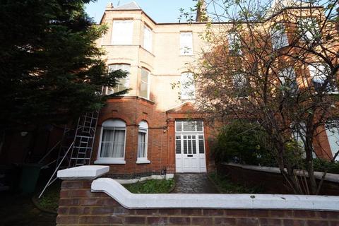 2 bedroom apartment to rent, Compayne Gardens, London NW6