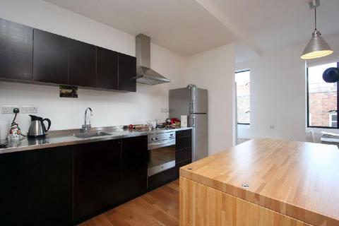 2 bedroom apartment to rent, Princelet Street, Spitalfields, London, E1