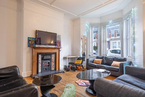 undefined, Cavendish Place, Newcastle Upon Tyne NE2