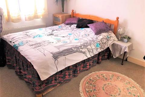 221 Beechwood Road, Luton, LU4 9RZ