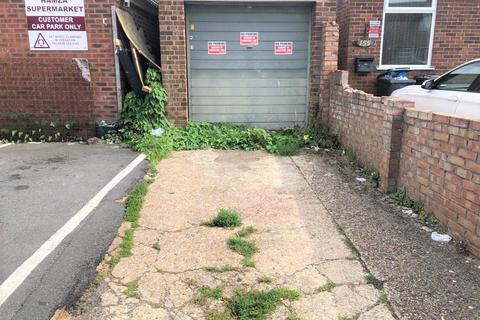 221 Beechwood Road, Luton, LU4 9RZ