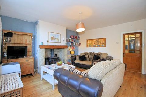 3 bedroom end of terrace house for sale - Barley Cote, Riddlesden, Keighley, West Yorkshire, BD20