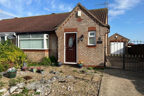 2 bedroom semi-detached bungalow for sale, Bramley Walk, Skegness, Lincolnshire, PE25 1DU