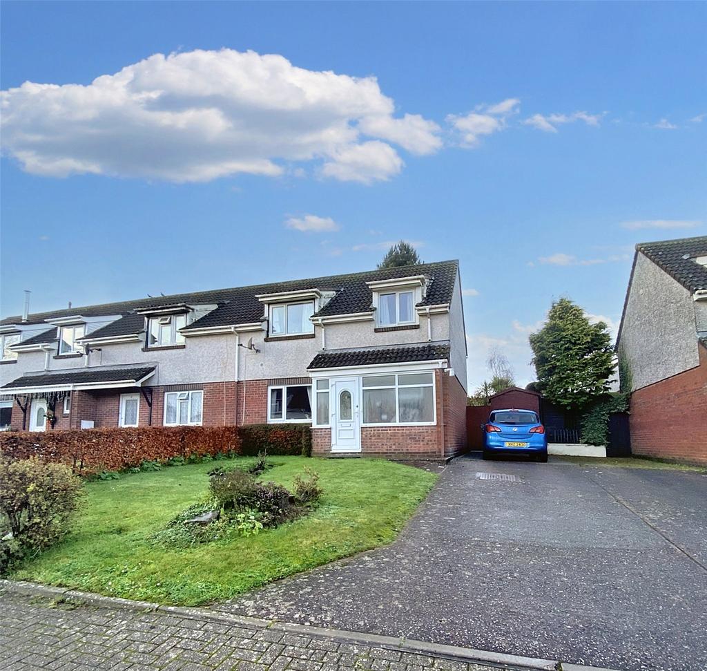 Britton Close, Halberton, Tiverton, Devon, EX16 3 bed end of terrace