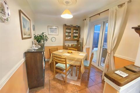 4 Britton Close, Halberton, Tiverton, EX16 7SH