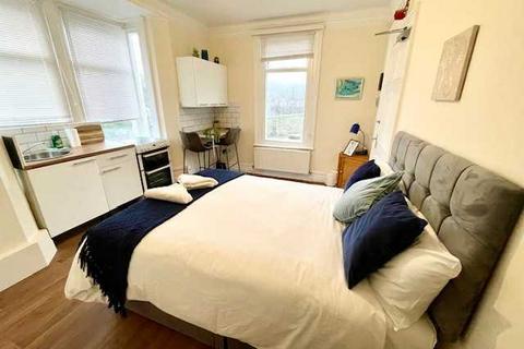 undefined, Bear Road, Room 2, Brighton