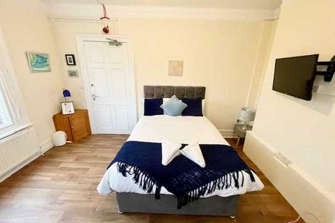undefined, Bear Road, Room 2, Brighton