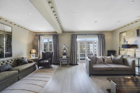 3 bedroom penthouse to rent, Eaton Place Belgravia SW1X