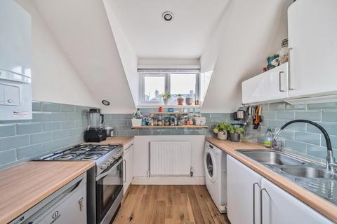 6 Hamlet Close, London, SE13 5SS