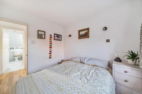 6 Hamlet Close, London, SE13 5SS