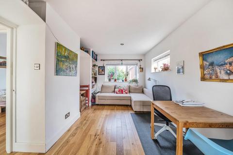 6 Hamlet Close, London, SE13 5SS
