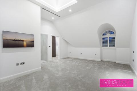 undefined, 90 Camlet Way, London