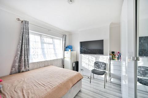 102 New Road, Bedfont, Feltham, TW14 8HT