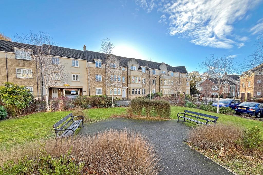 The Hawthorns, Flitwick 2 bed apartment £1,000 pcm (£231 pw)