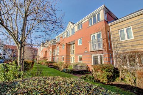 2 bedroom apartment for sale - St. Edmunds Court, Leeds, LS8